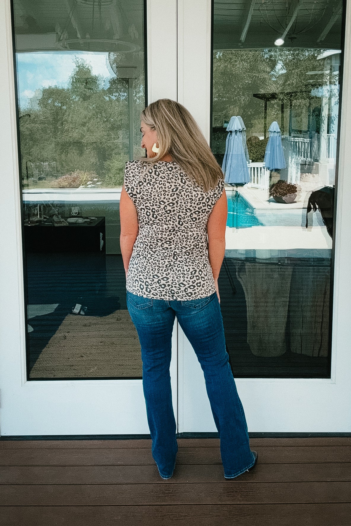 Riley Leopard Print Tee with Shoulder Pads